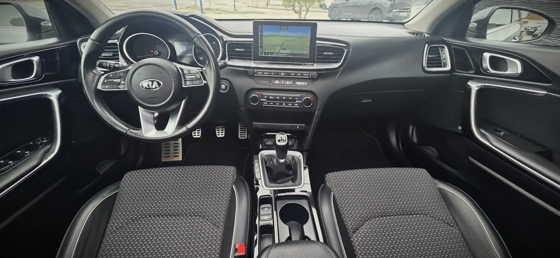 Kia Ceed 1.0 T-GDI GT Line 11