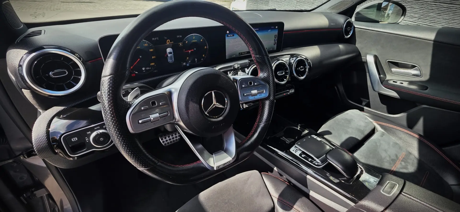 Mercedes-Benz A 180 d AMG Line Aut. 18
