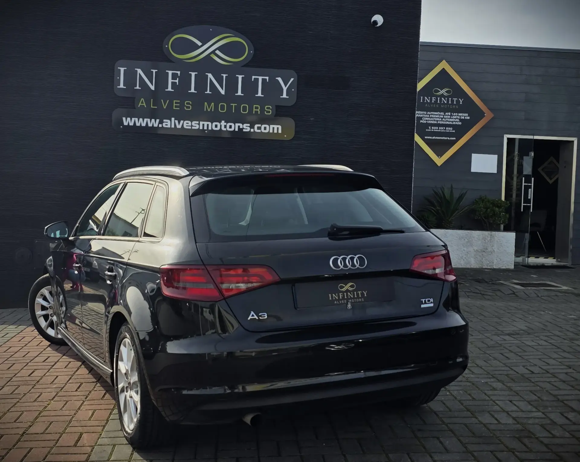 Audi A3 Sportback 1.6 TDi Business Line Attraction 9