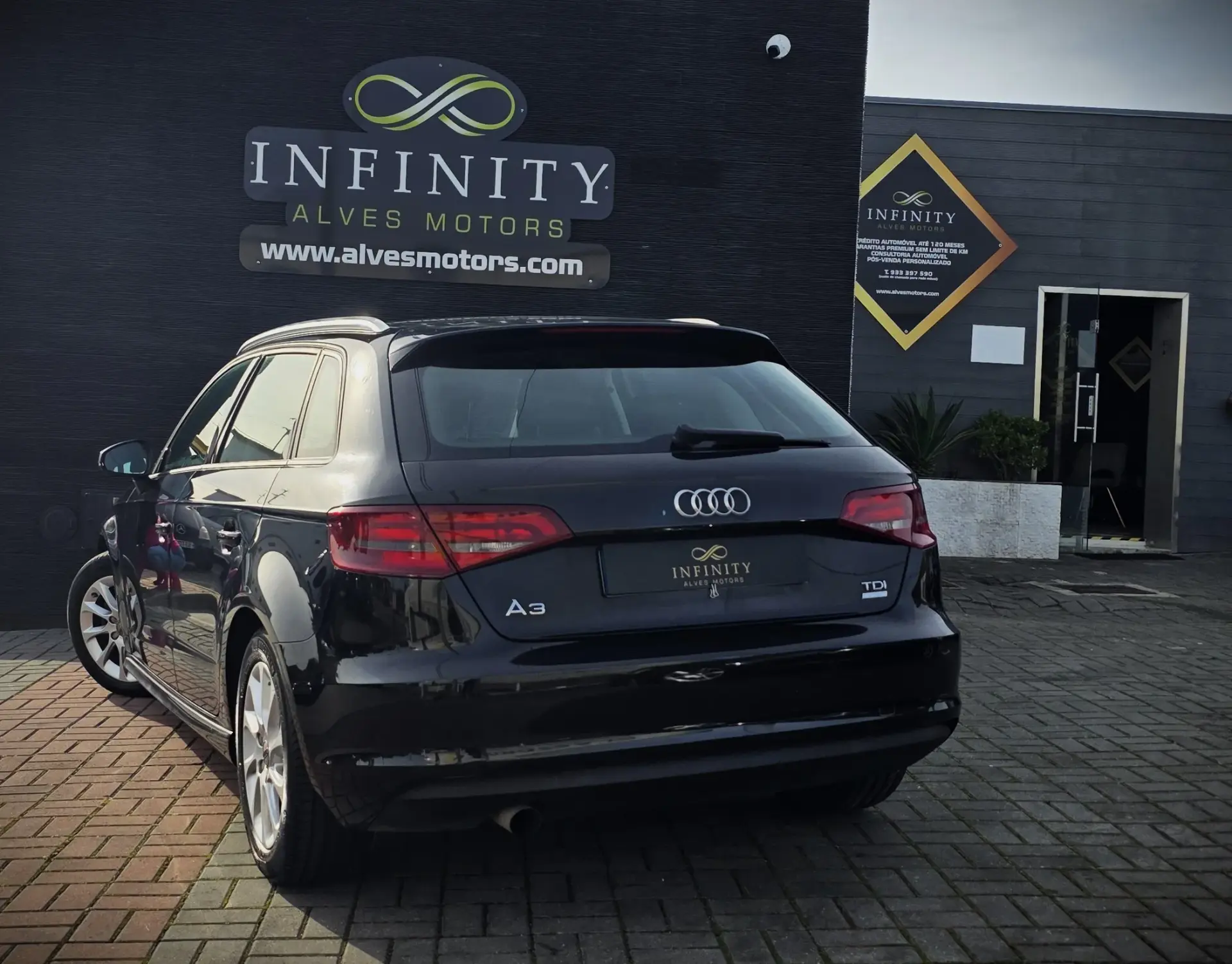 Audi A3 Sportback 1.6 TDi Business Line Attraction 10