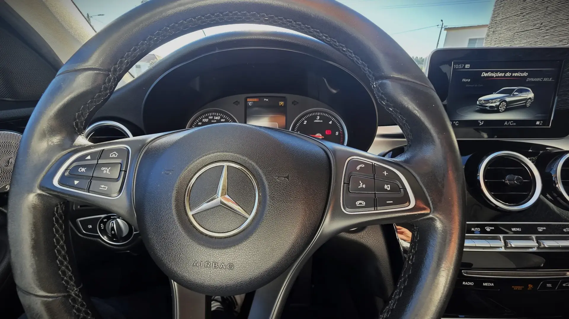 Mercedes-Benz C 180 BlueTEC Avantgarde 17