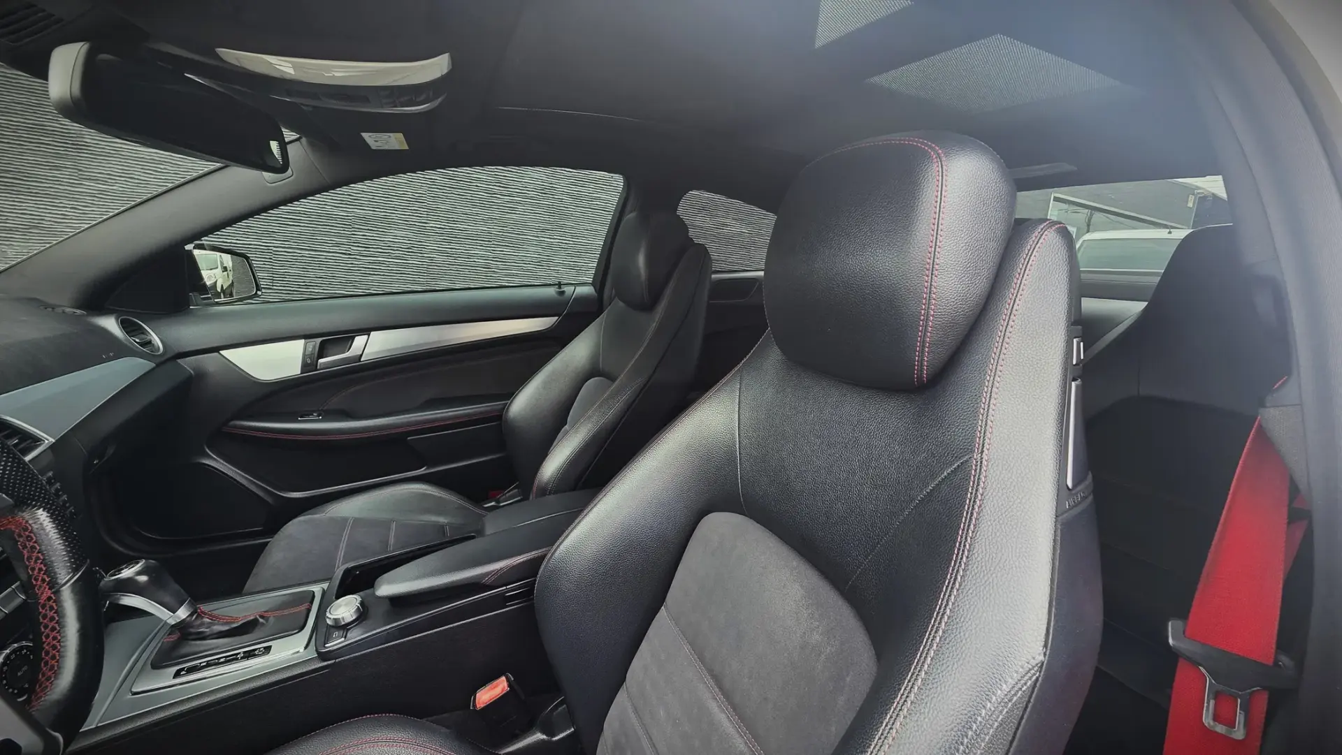 Mercedes-Benz C 250 COUPÉ d AMG Line Aut. 21