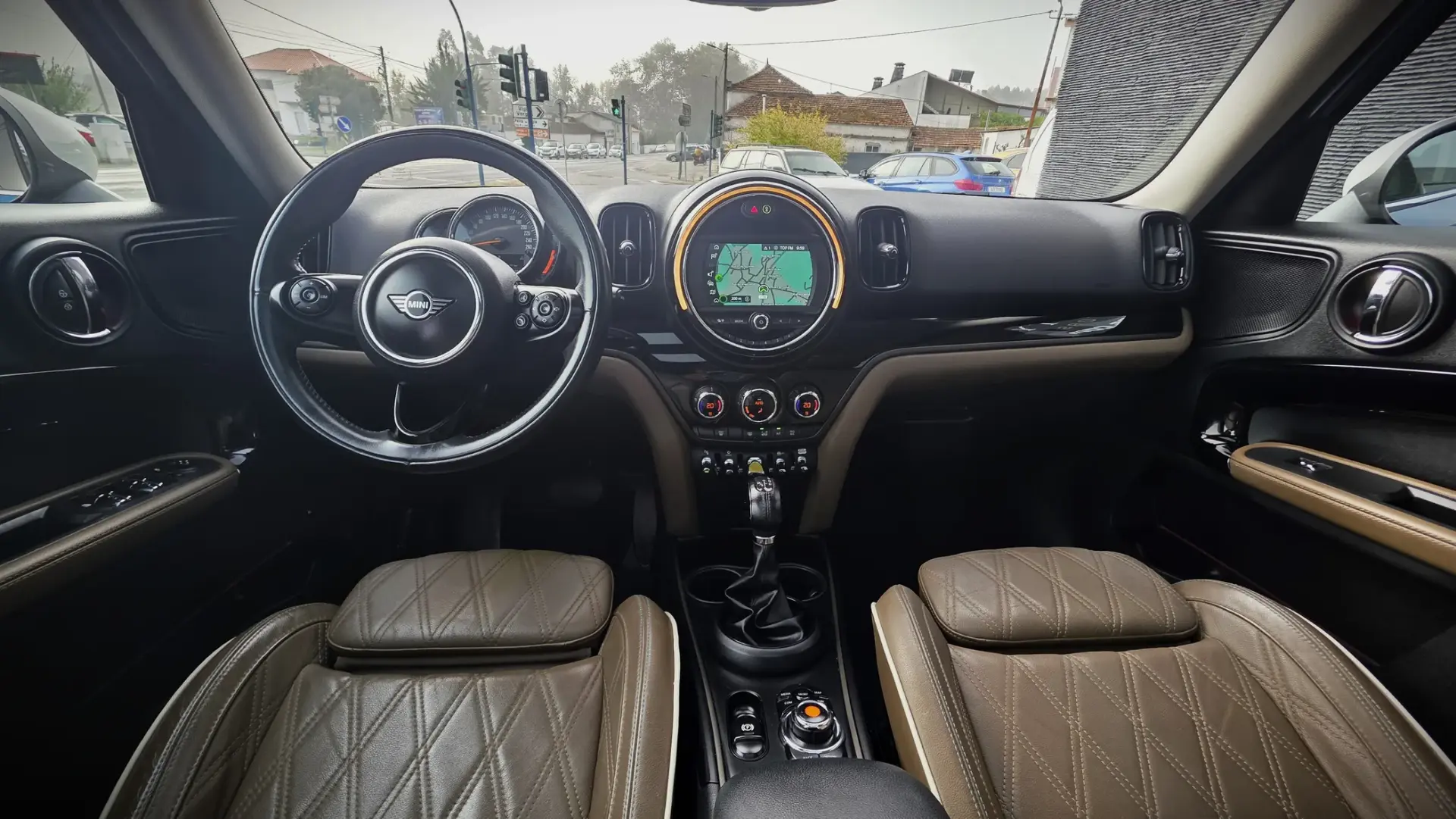 MINI Countryman Cooper SE ALL4 Auto 11