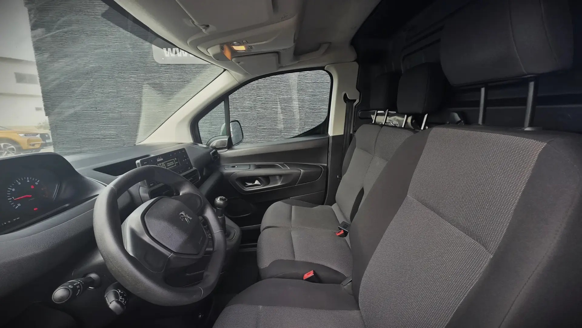 Peugeot Partner 1.5 BlueHDi Pro Standard 13