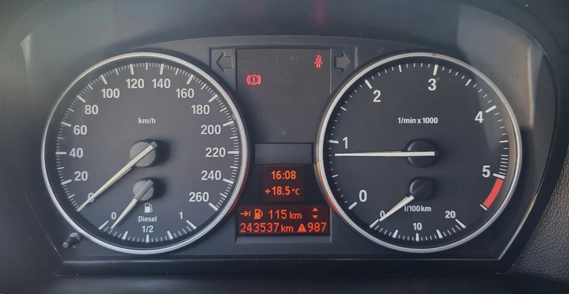 BMW 318 d Line Modern 15