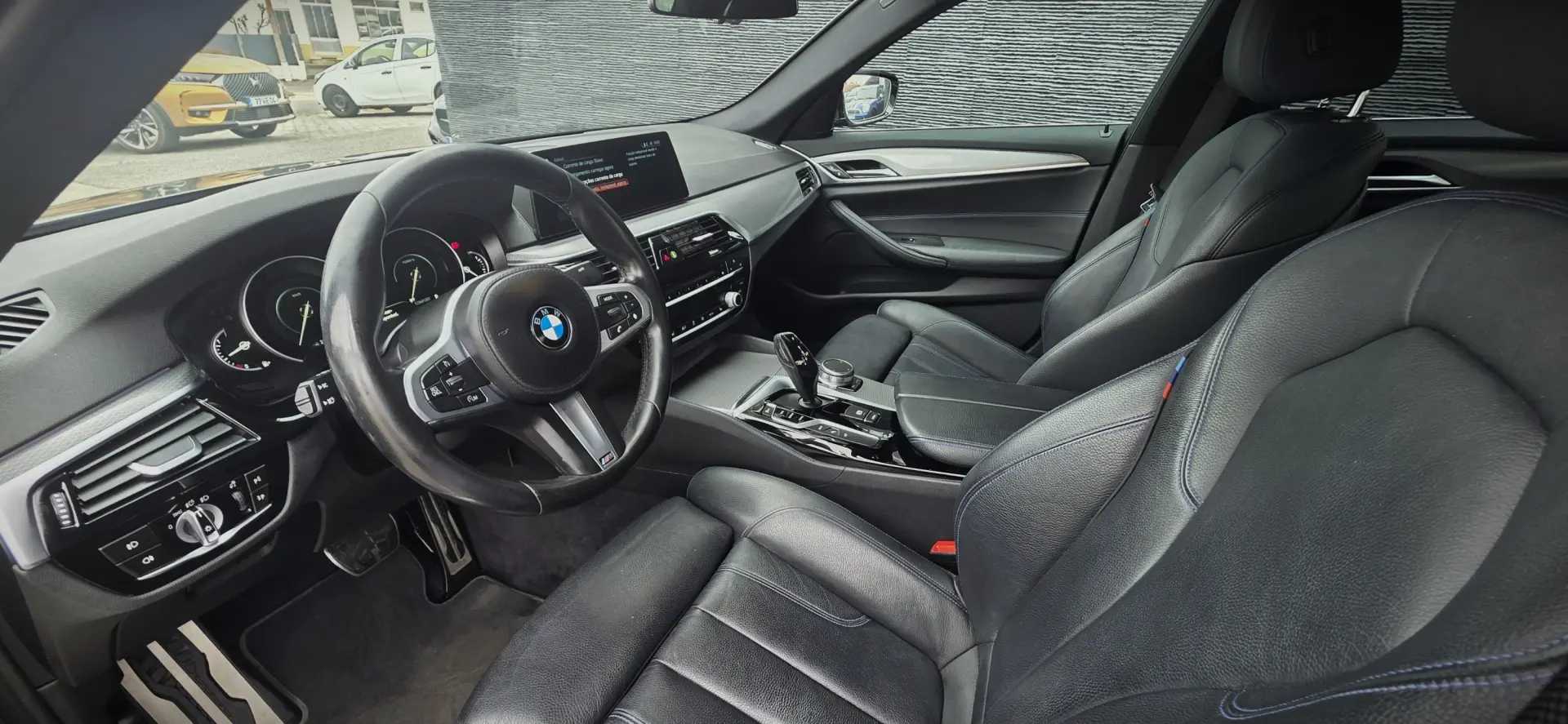 BMW 530 e iPerformance Pack M 18