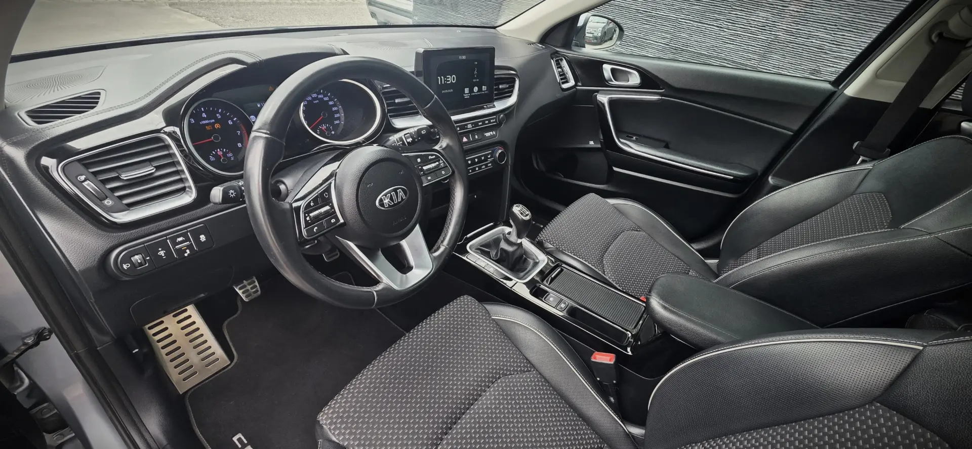 Kia Ceed 1.0 T-GDI GT Line 15