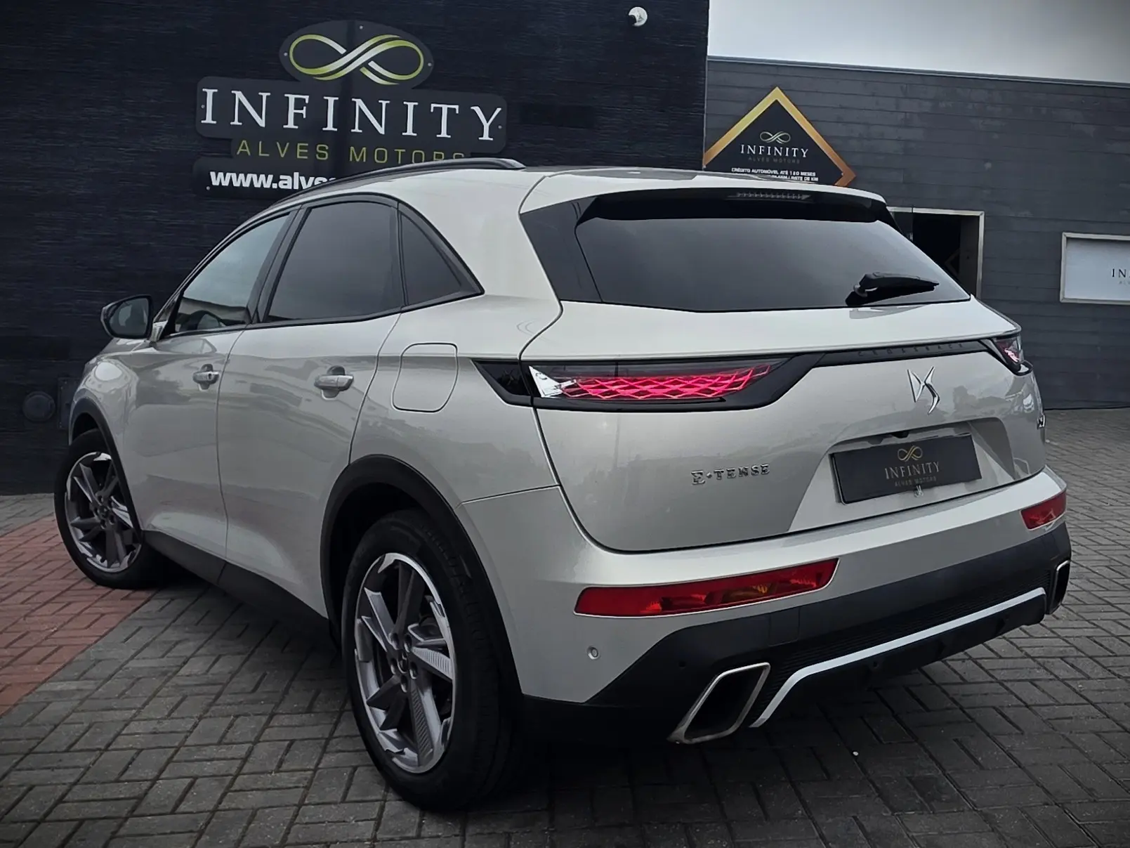 DS DS7 Crossback E-Tense SE Ligne Noire EAT8 9