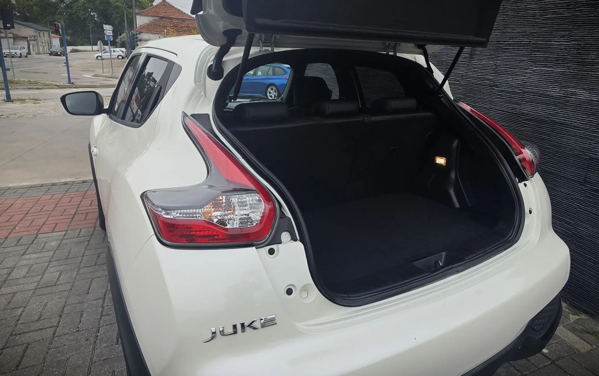 Nissan Juke 1.5 dCi N-Connecta P.Ext.1 Black Tokyo 29