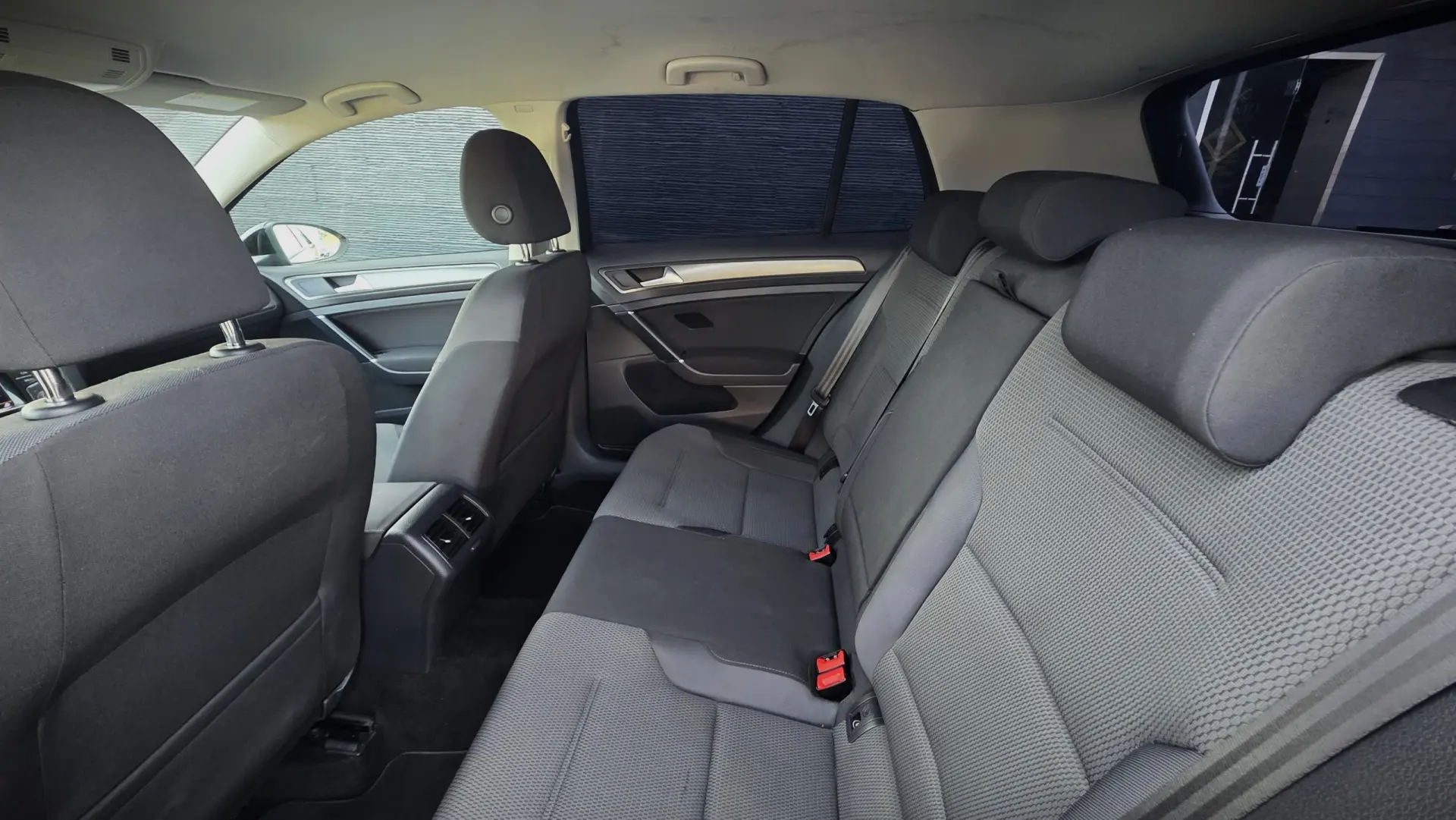 Volkswagen Golf 1.6 TDI KIT EXTERIOR R 28