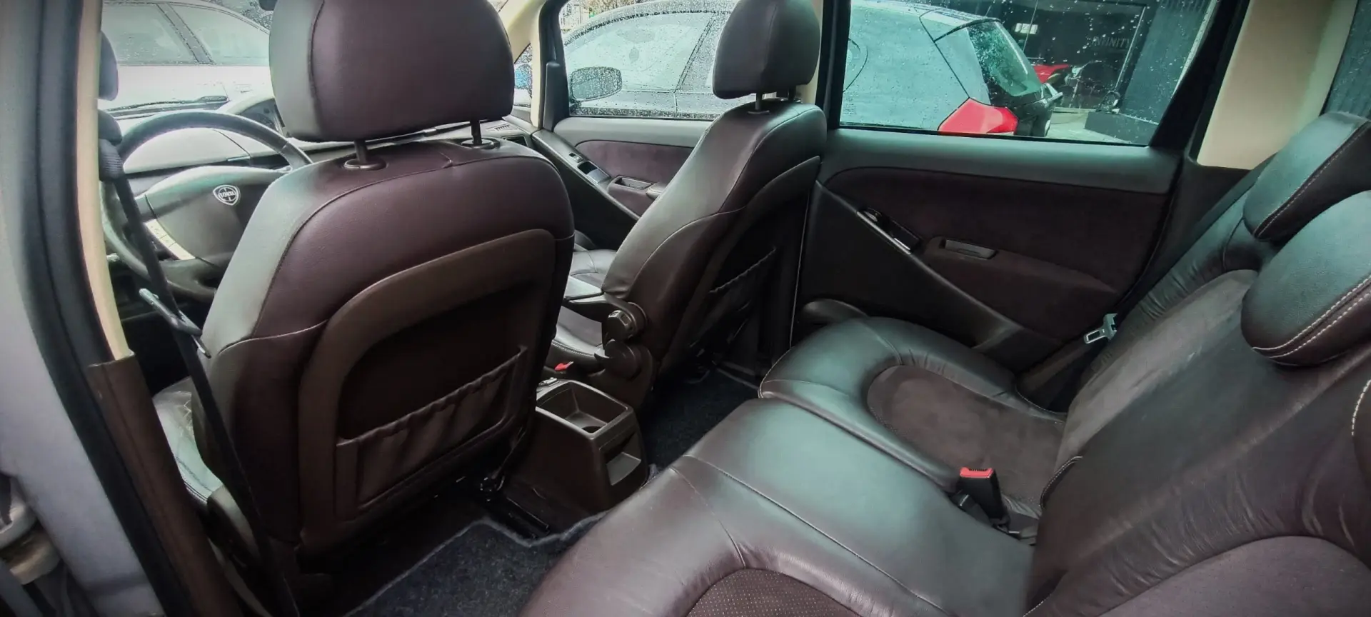 Lancia Musa 1.3 16V M-jet Oro S&S 27