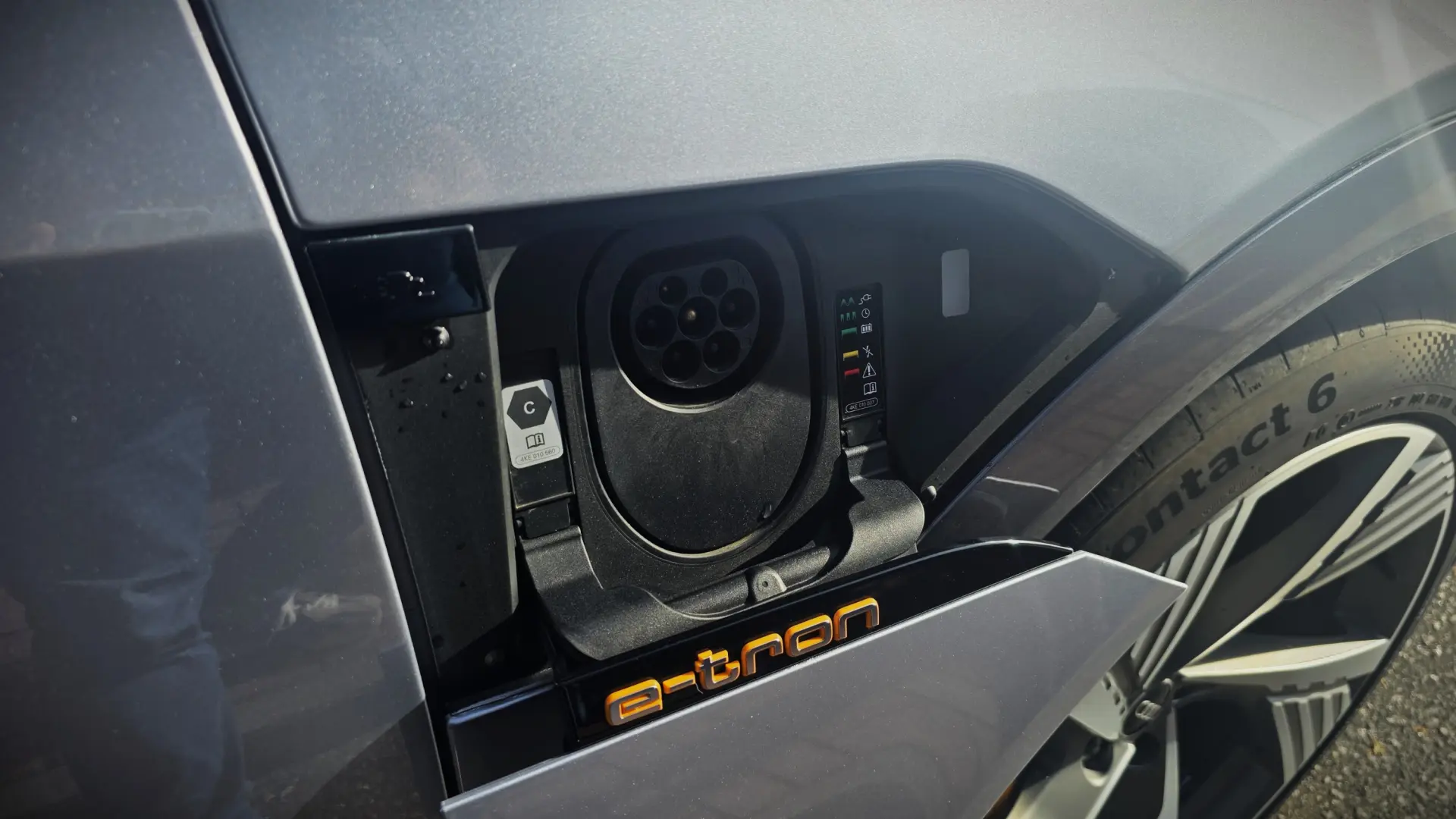 Audi e-tron 55 quattro S line 15