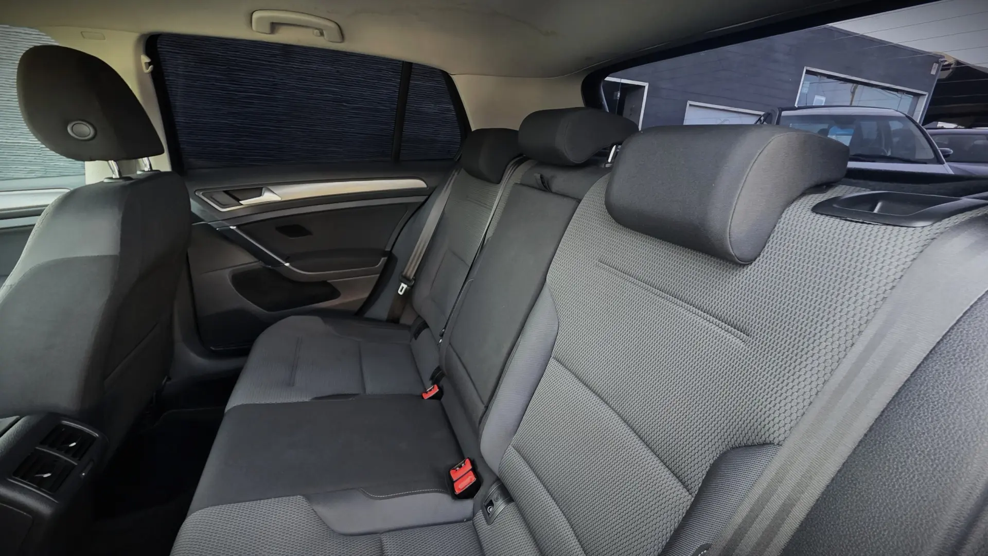 Volkswagen Golf 1.6 TDI KIT EXTERIOR R 29