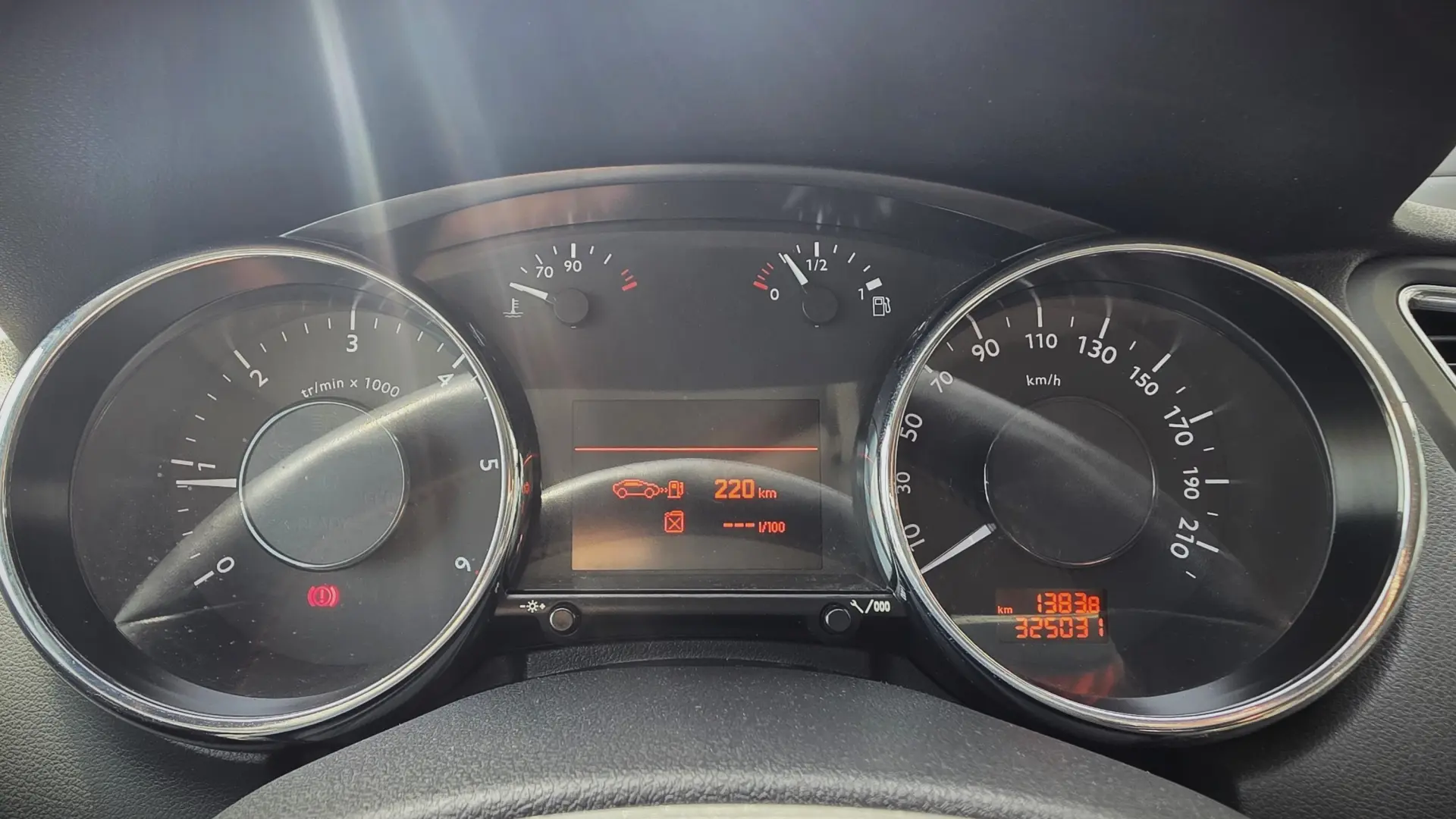 Peugeot 5008 2.0 HDi Allure 18