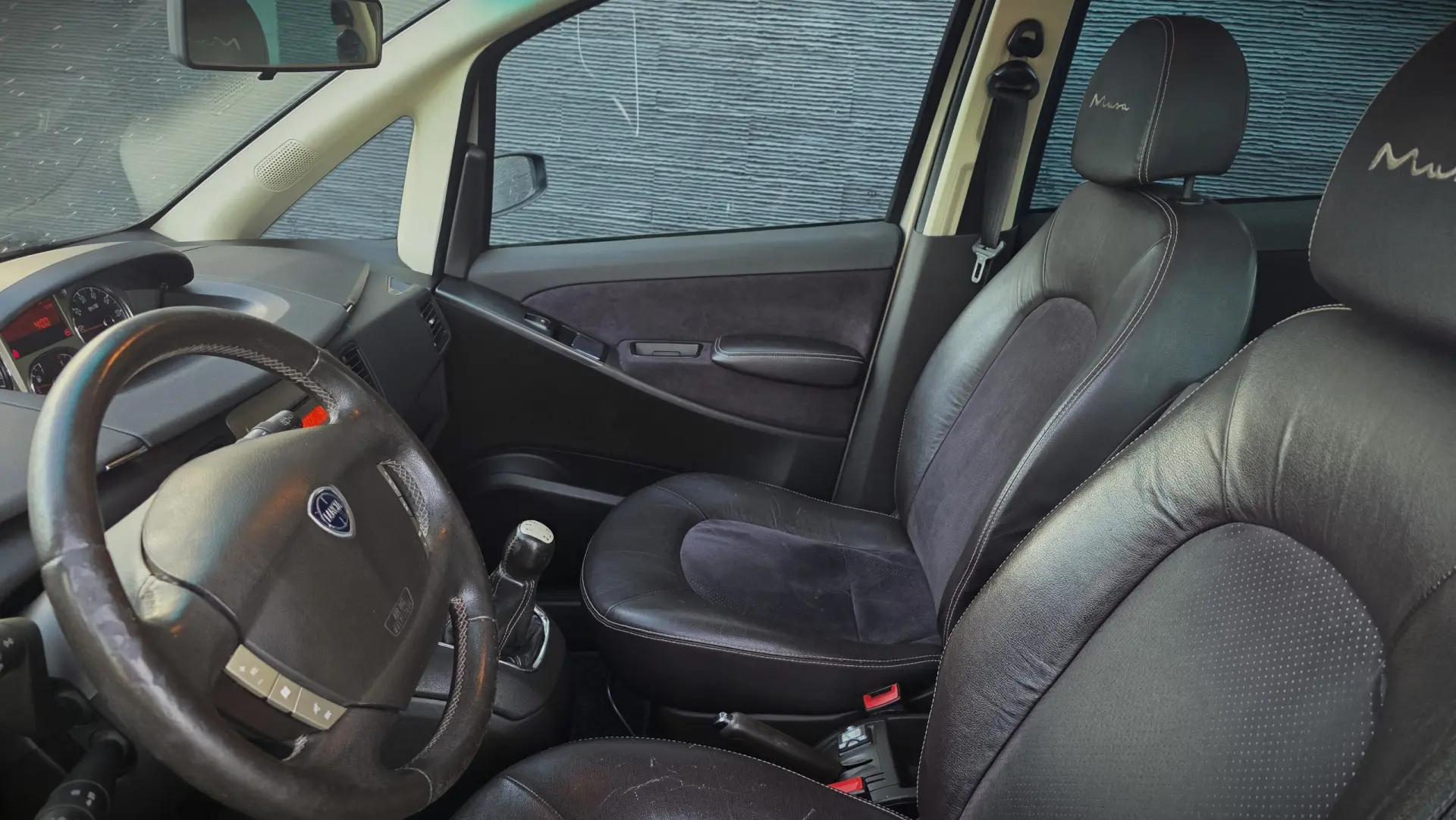 Lancia Musa 1.3 16V M-jet Oro S&S 11