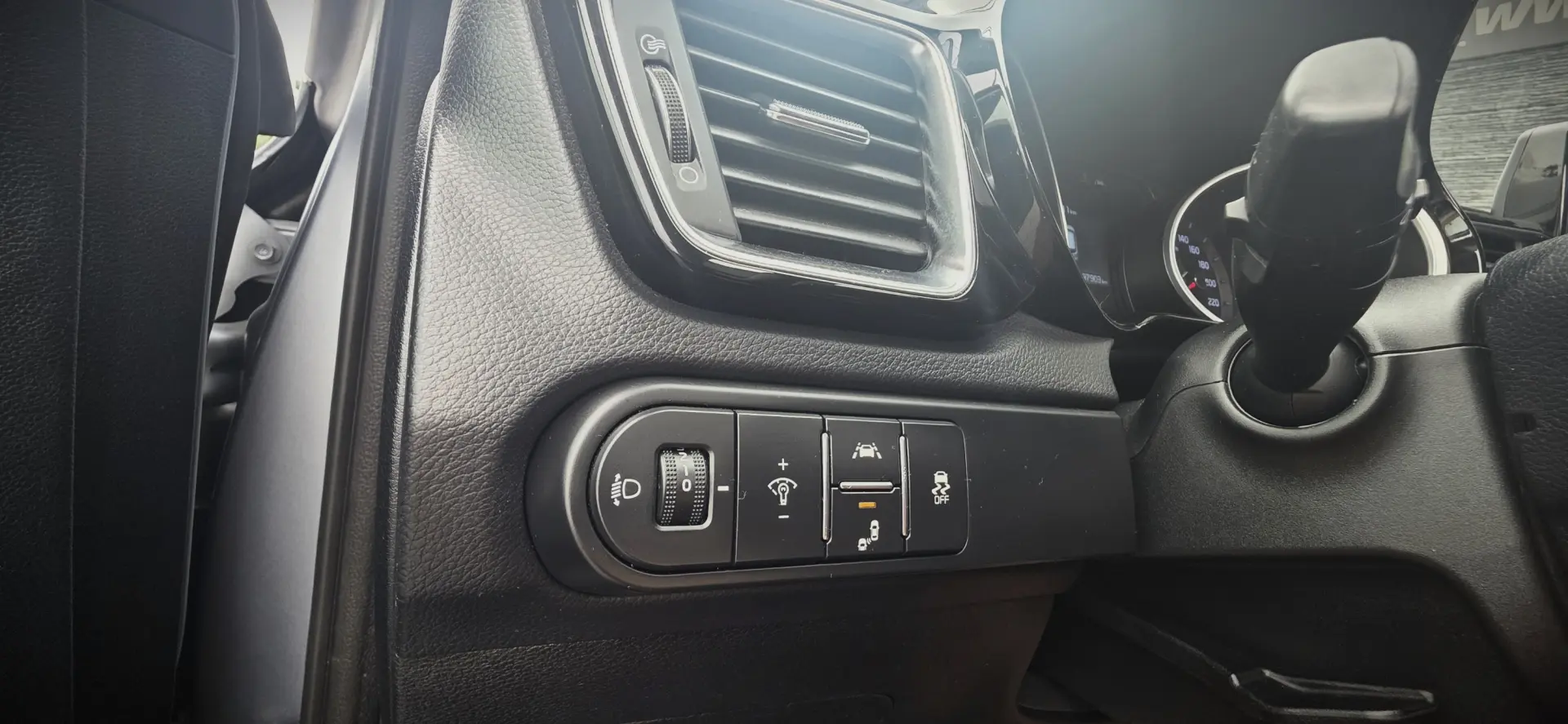 Kia Ceed 1.0 T-GDI GT Line 23