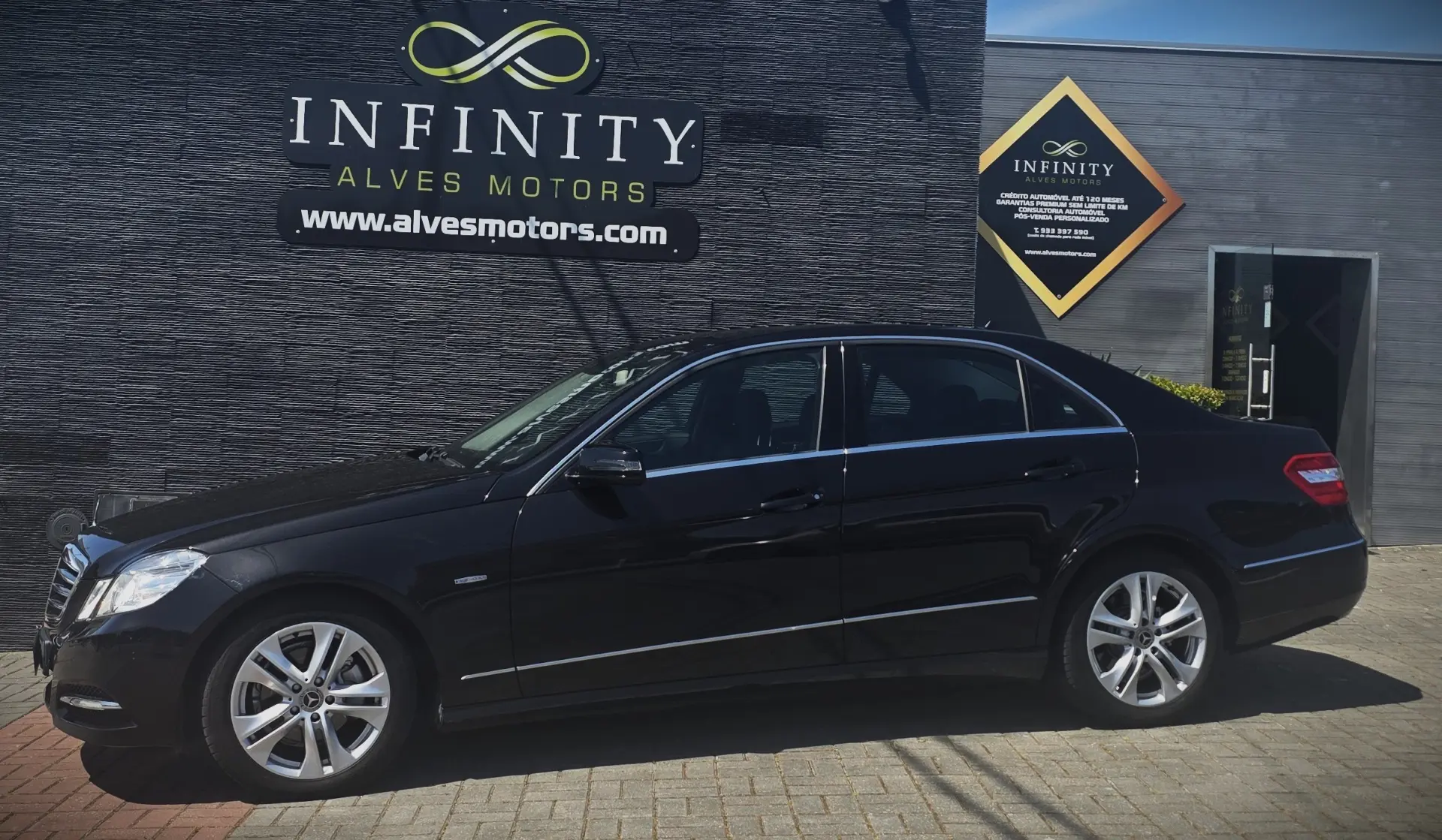 Mercedes-Benz E 220 BlueTEC 7G-TRONIC Avantgarde 1