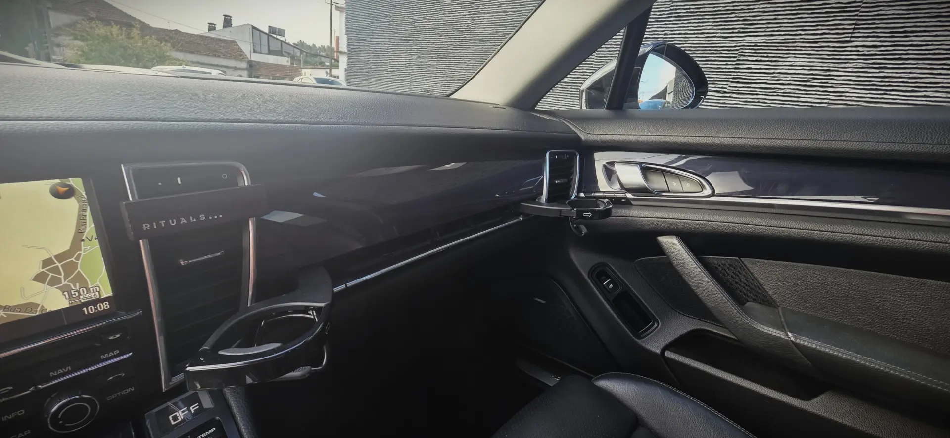 Porsche Panamera Platinum Edition 30
