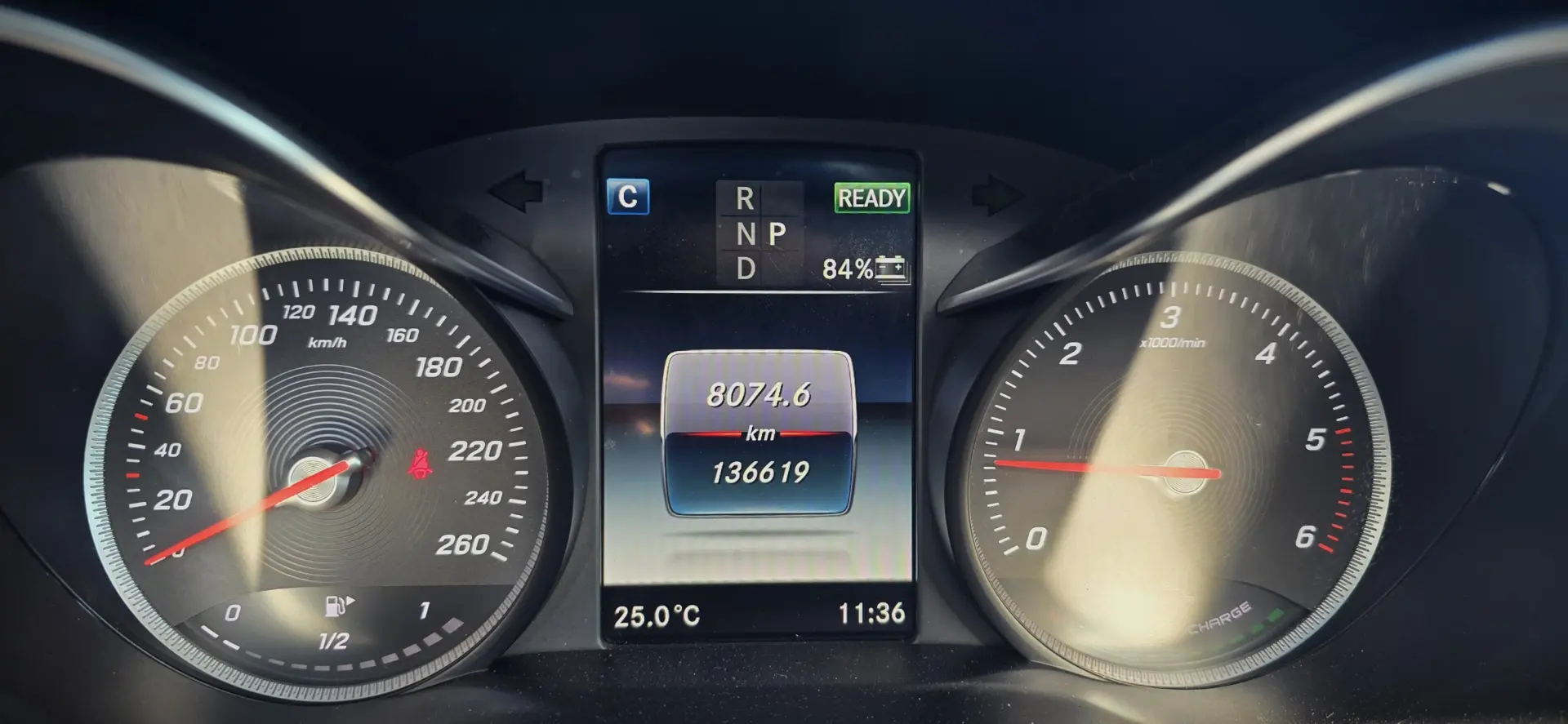 Mercedes-Benz C 300 h AMG Line 25