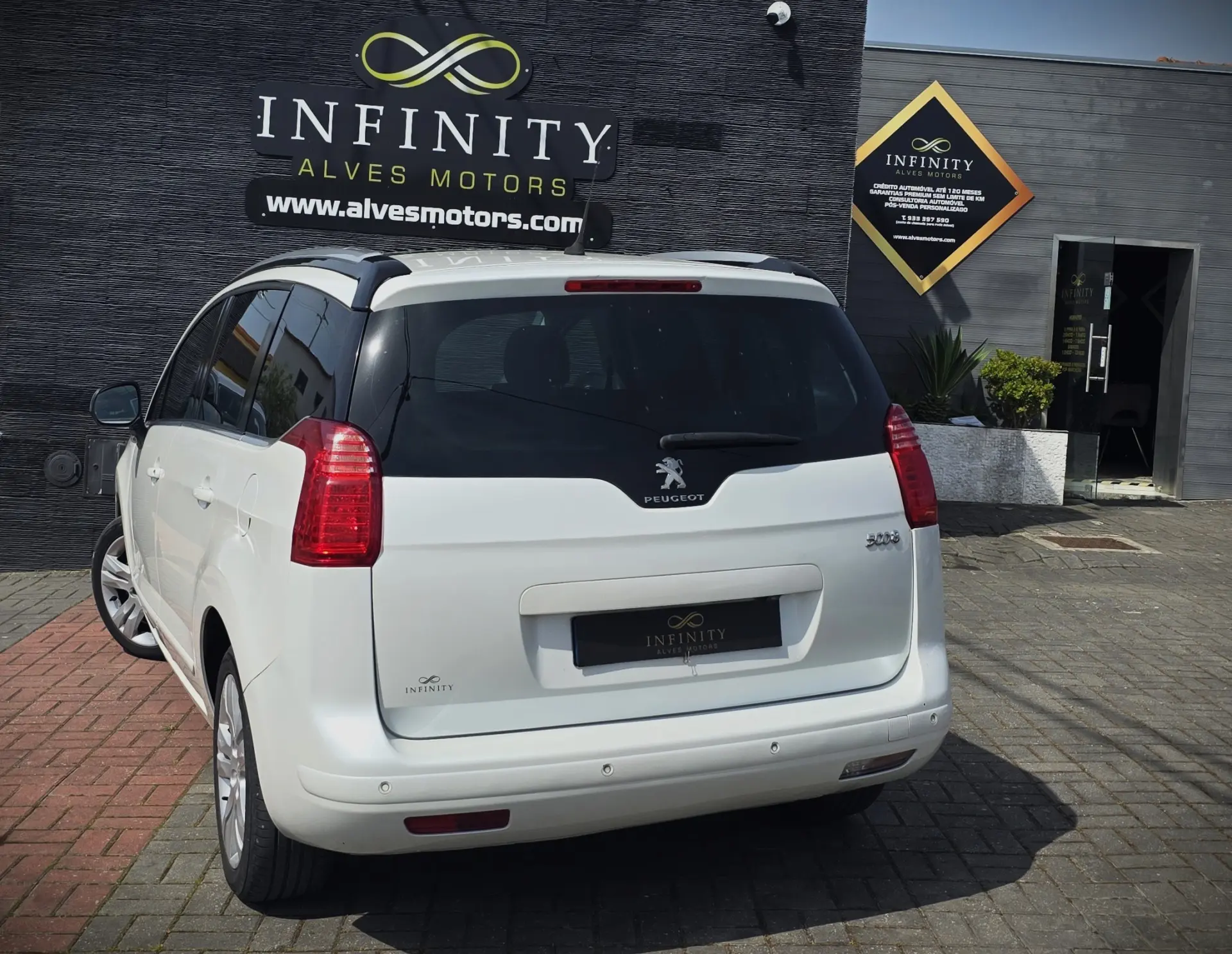 Peugeot 5008 2.0 HDi Allure 9