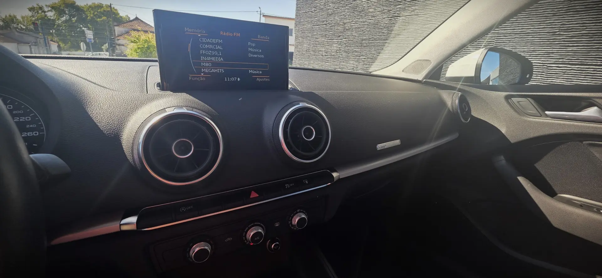 Audi A3 Limousine 1.6 TDI Advance Ultra 18