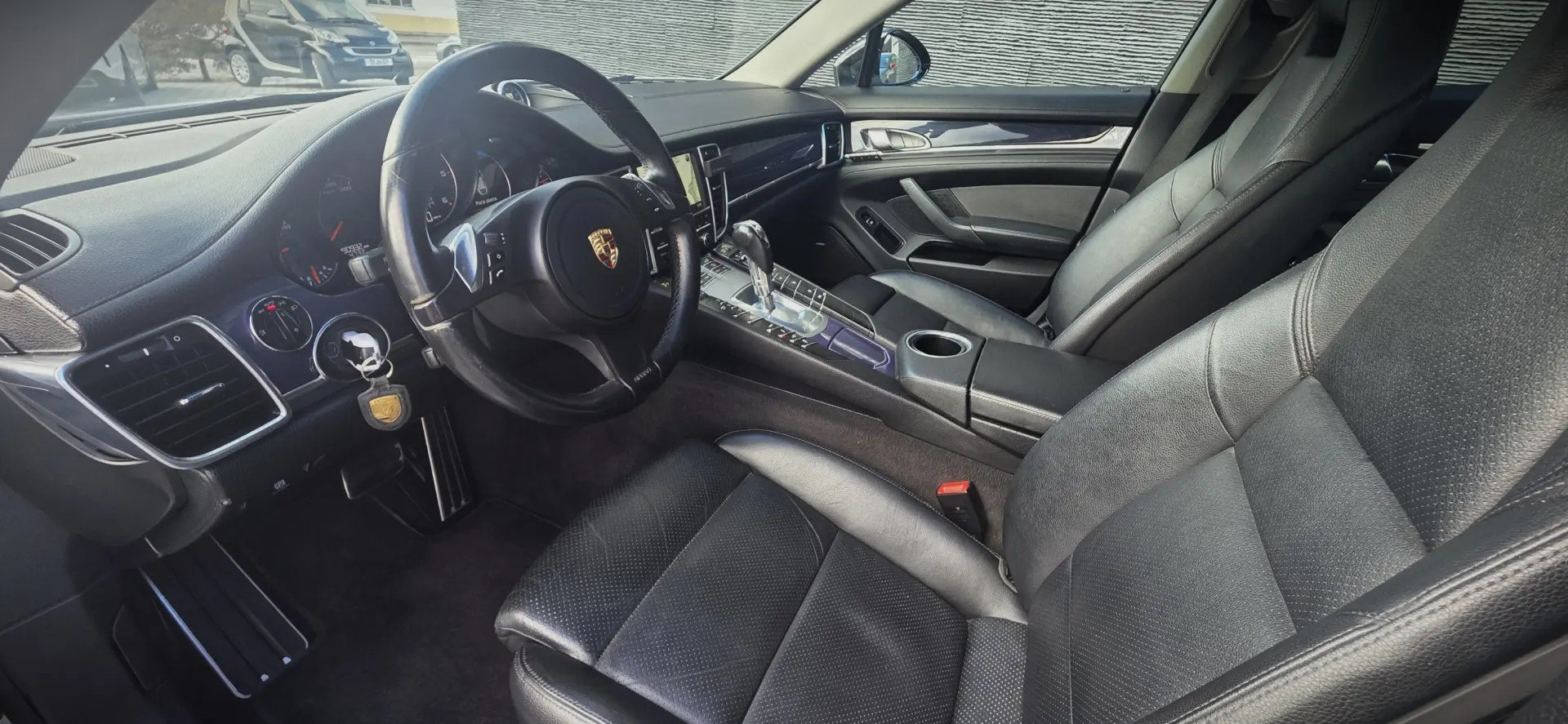 Porsche Panamera Platinum Edition 19