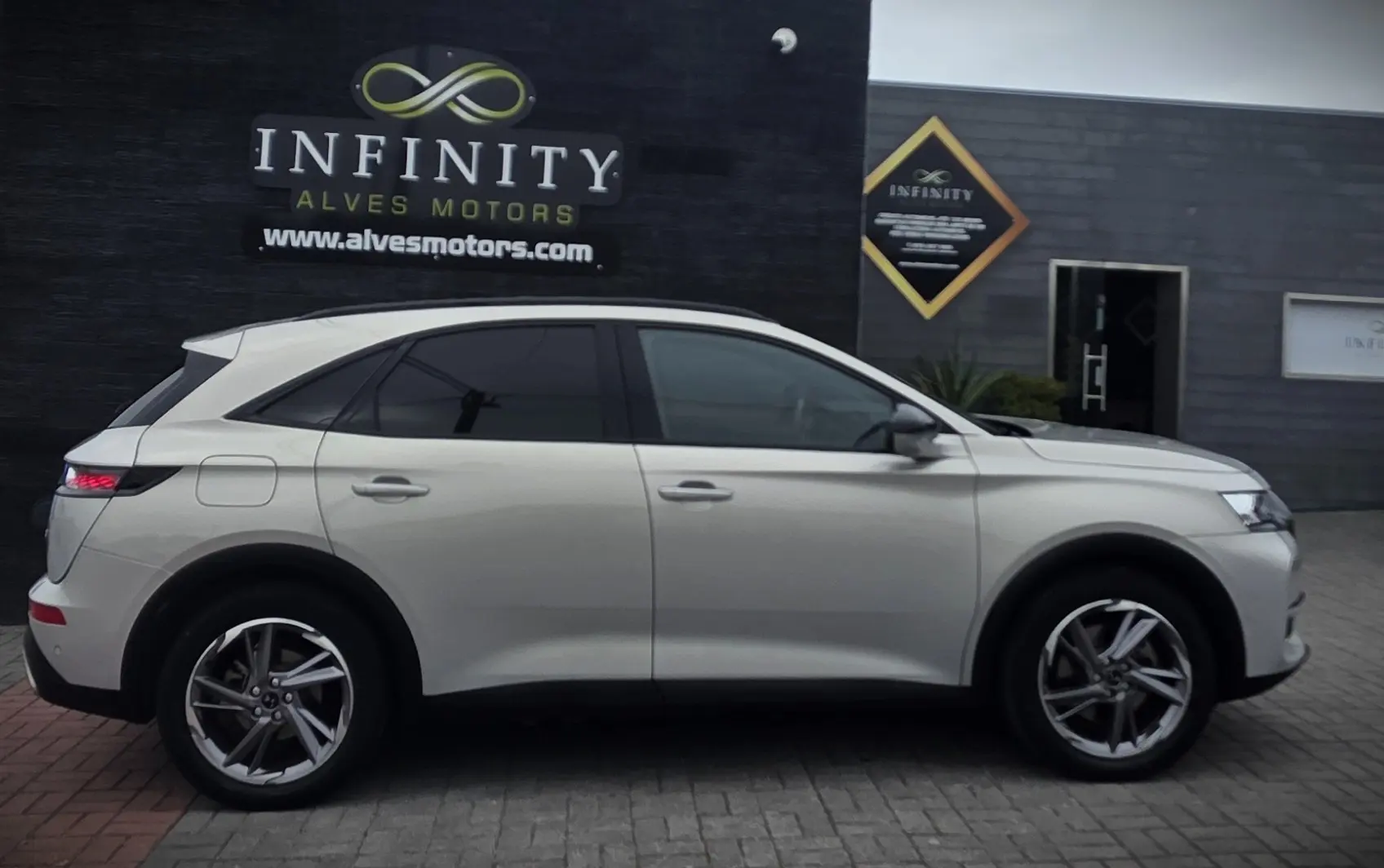 DS DS7 Crossback E-Tense SE Ligne Noire EAT8 5
