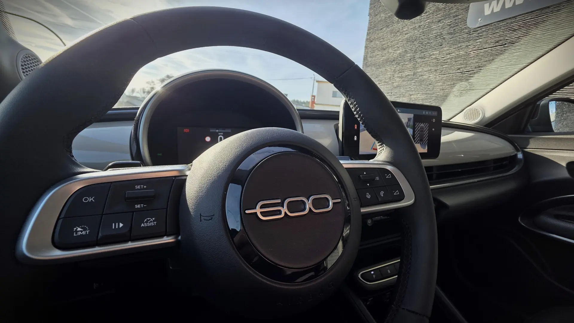 Fiat 600 1.2 Hybrid Sport 15