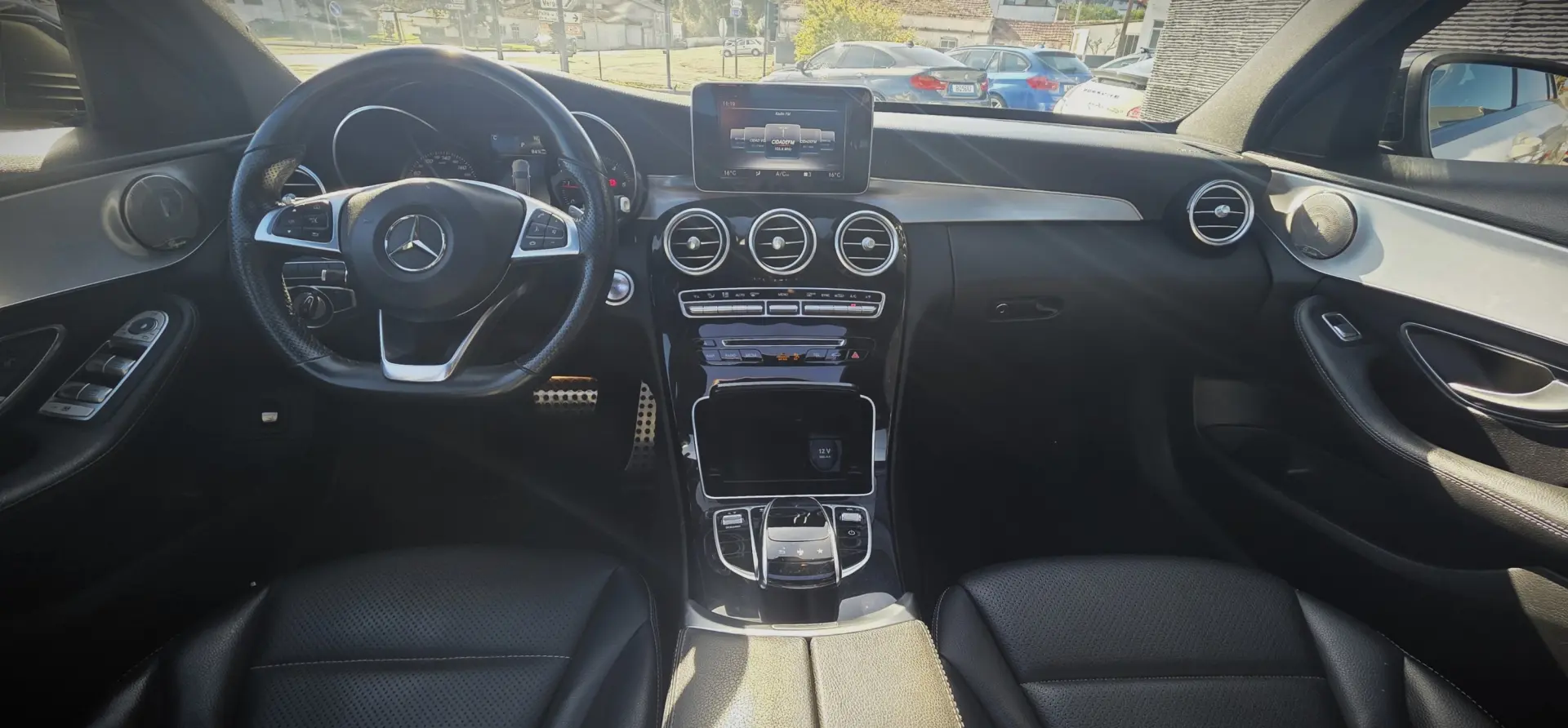 Mercedes-Benz C 300 h AMG Line 15