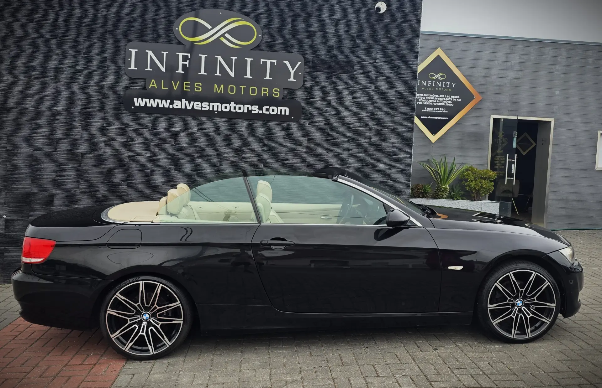 BMW 320 i Intense Auto 5