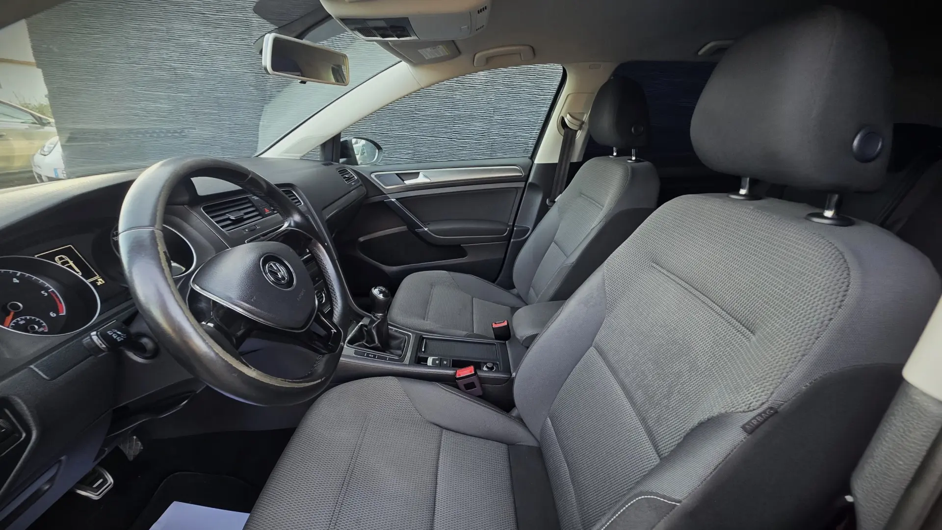 Volkswagen Golf 1.6 TDI KIT EXTERIOR R 7