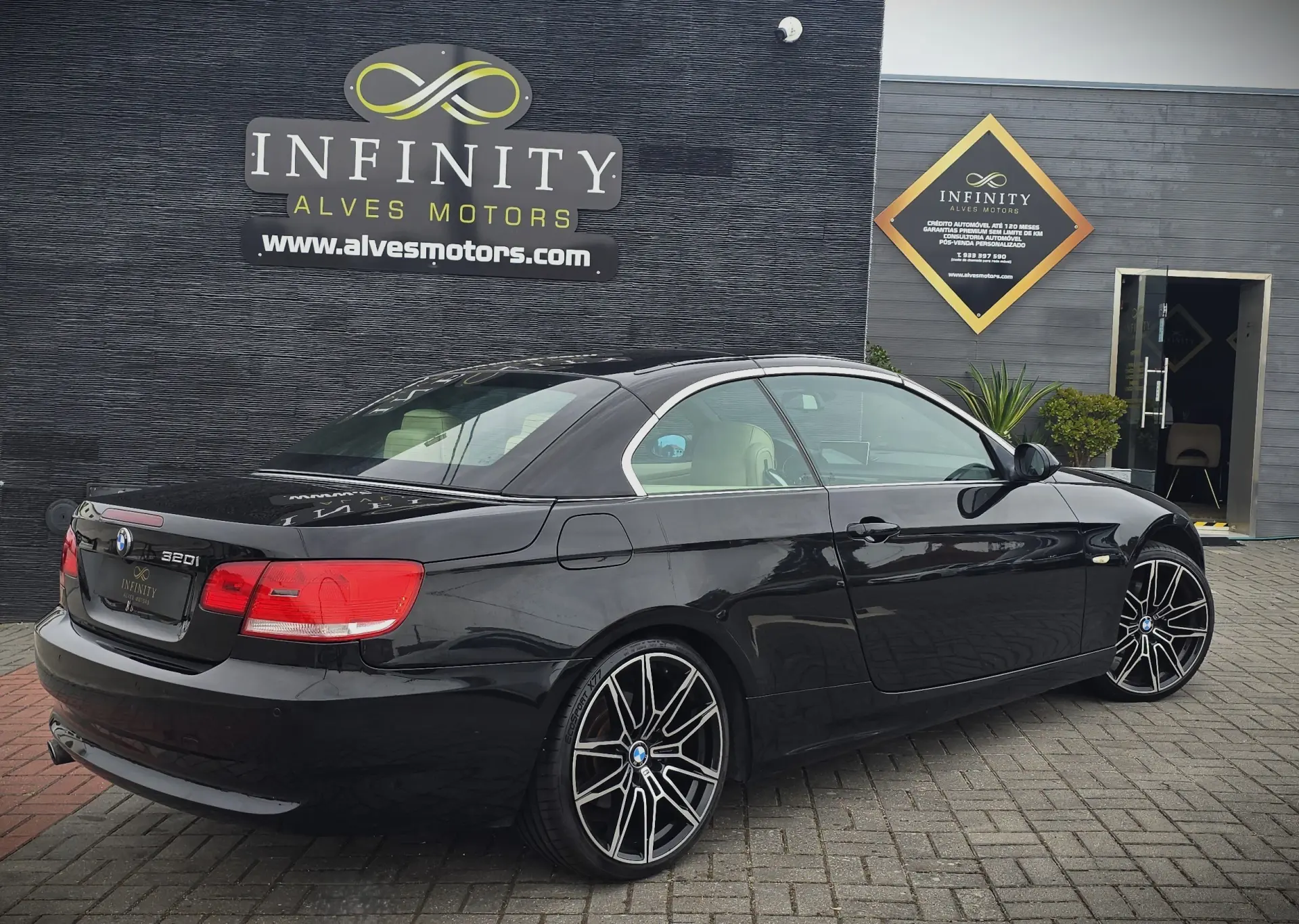 BMW 320 i Intense Auto 7