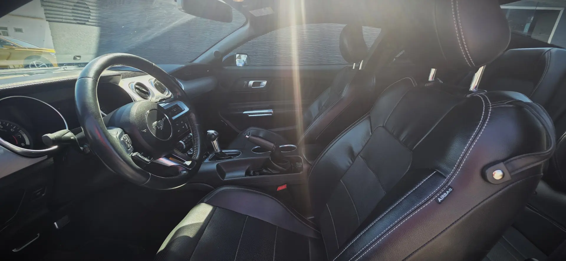 Ford Mustang 2.3i EcoBoost Aut. 23