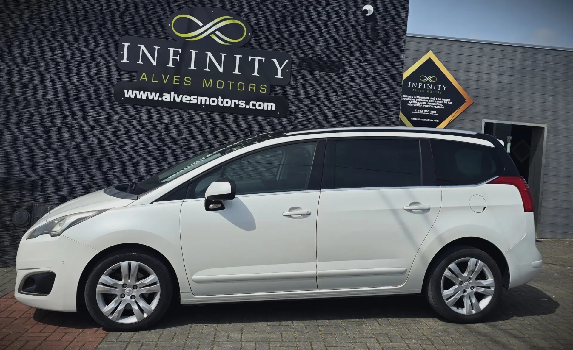 Peugeot 5008 2.0 HDi Allure 2