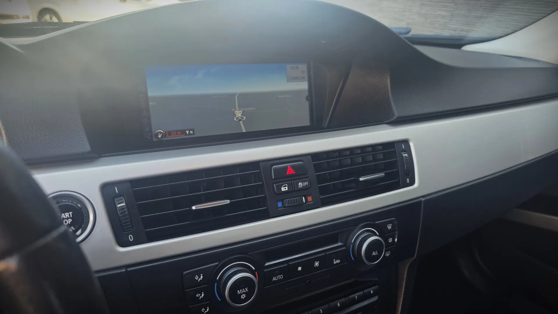 BMW 318 d Line Modern 16