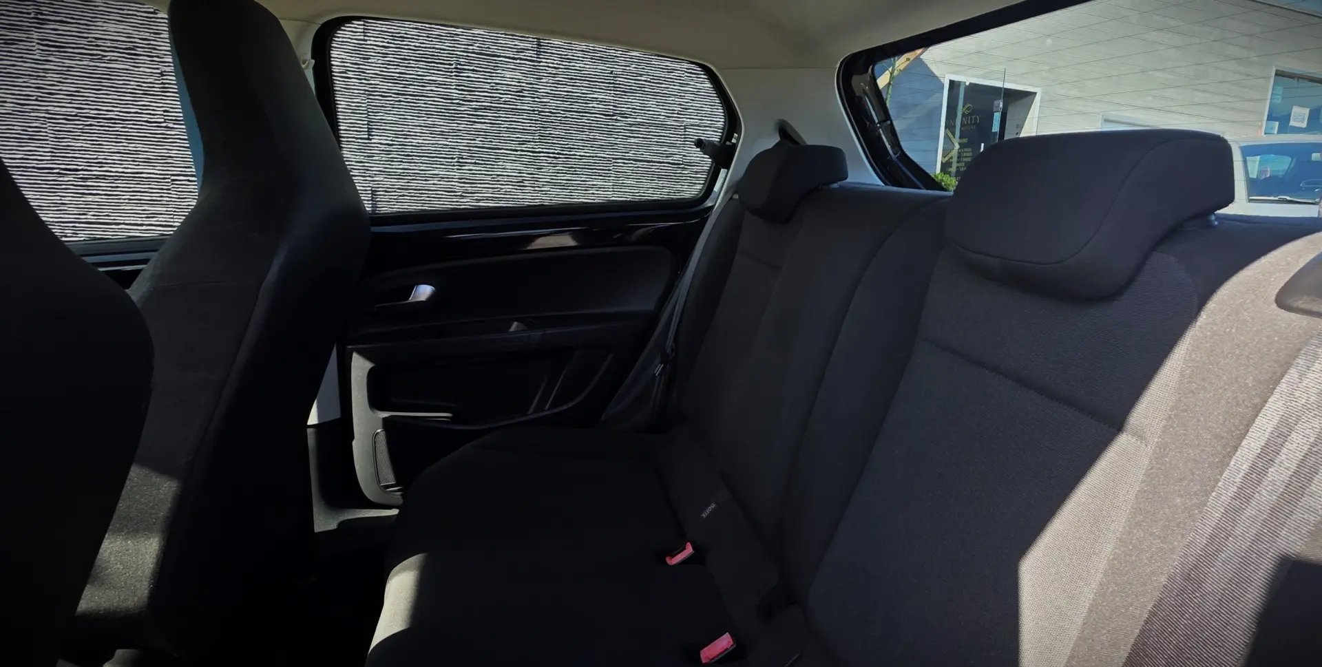 Volkswagen Up! 1.0 Move Color 20