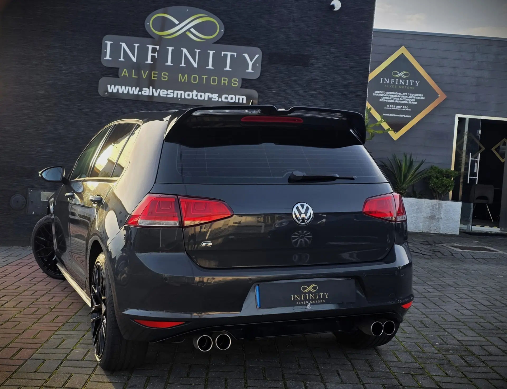 Volkswagen Golf 1.6 TDI KIT EXTERIOR R 15