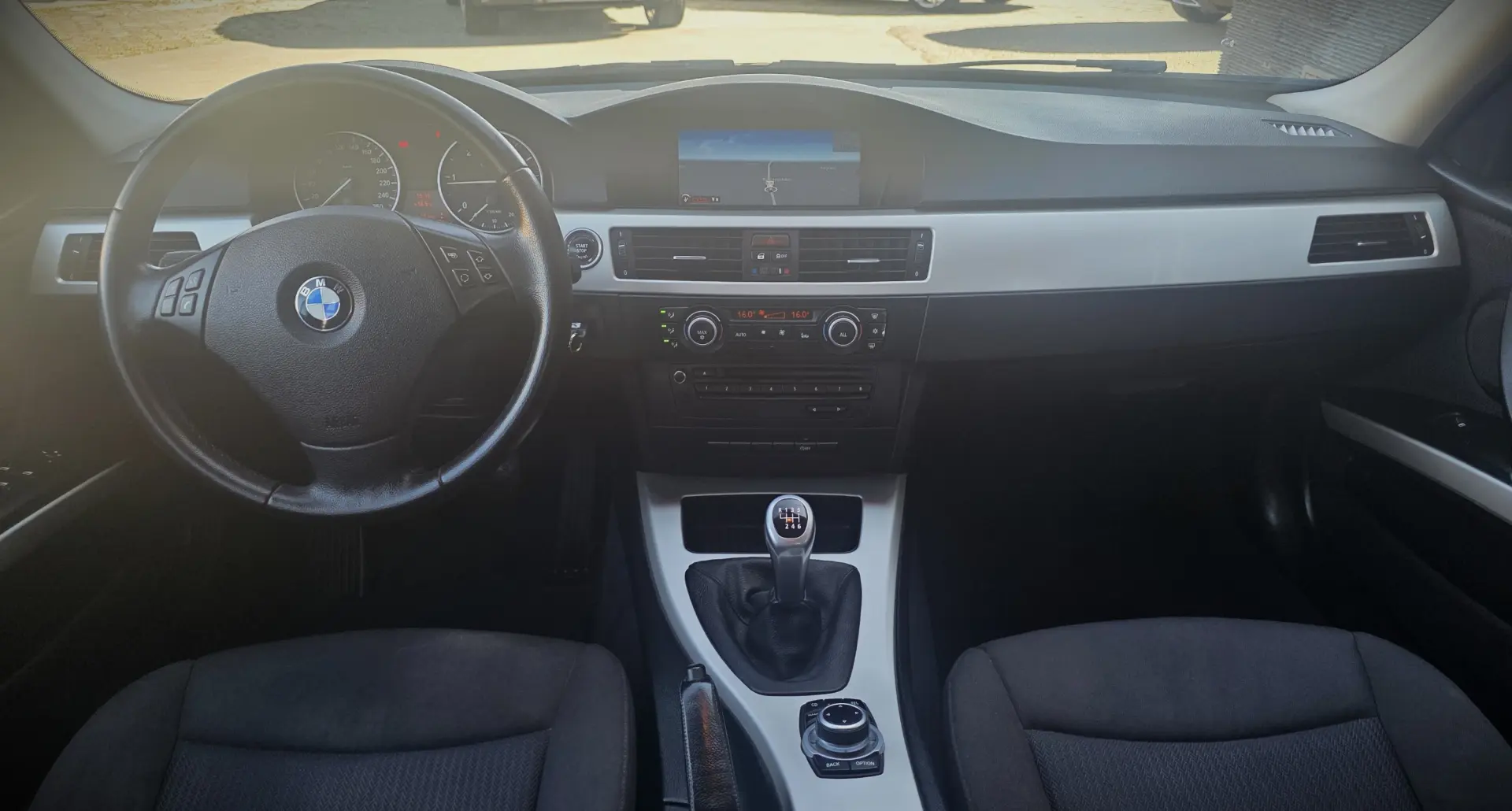 BMW 318 d Line Modern 10