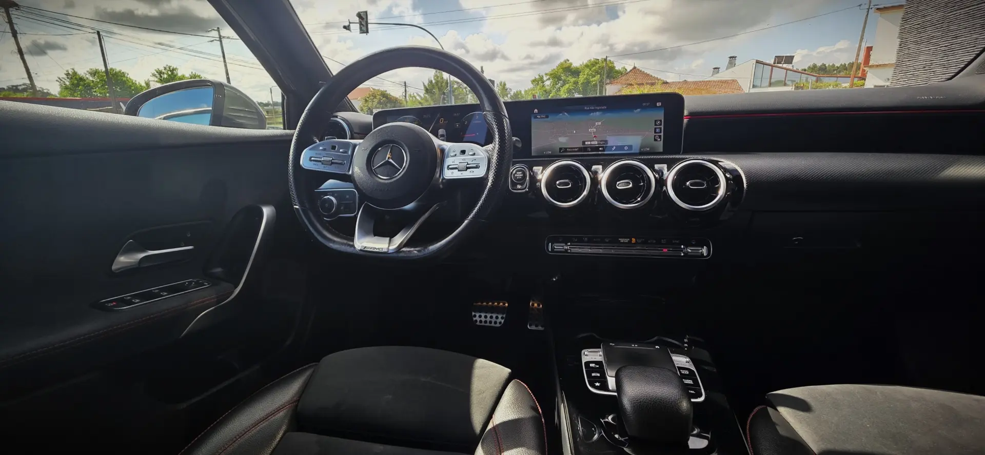 Mercedes-Benz A 180 d AMG Line Aut. 12