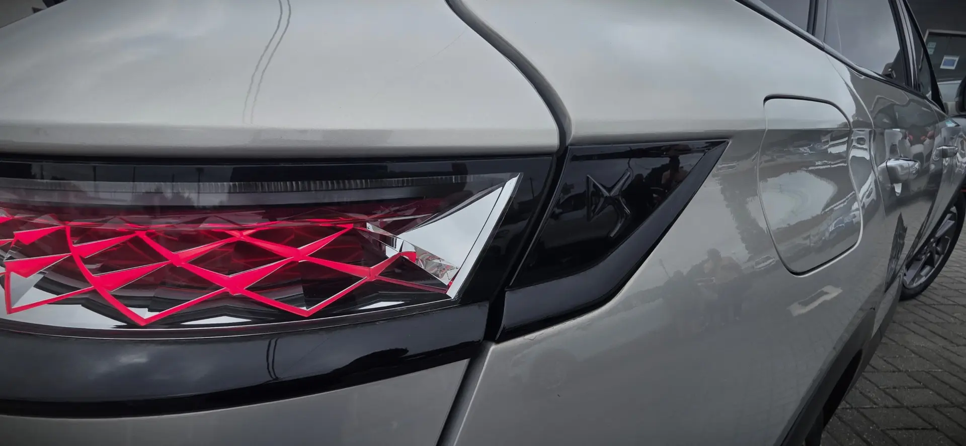 DS DS7 Crossback E-Tense SE Ligne Noire EAT8 11