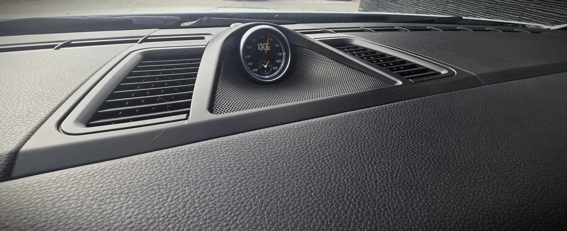 Porsche Panamera Platinum Edition 33