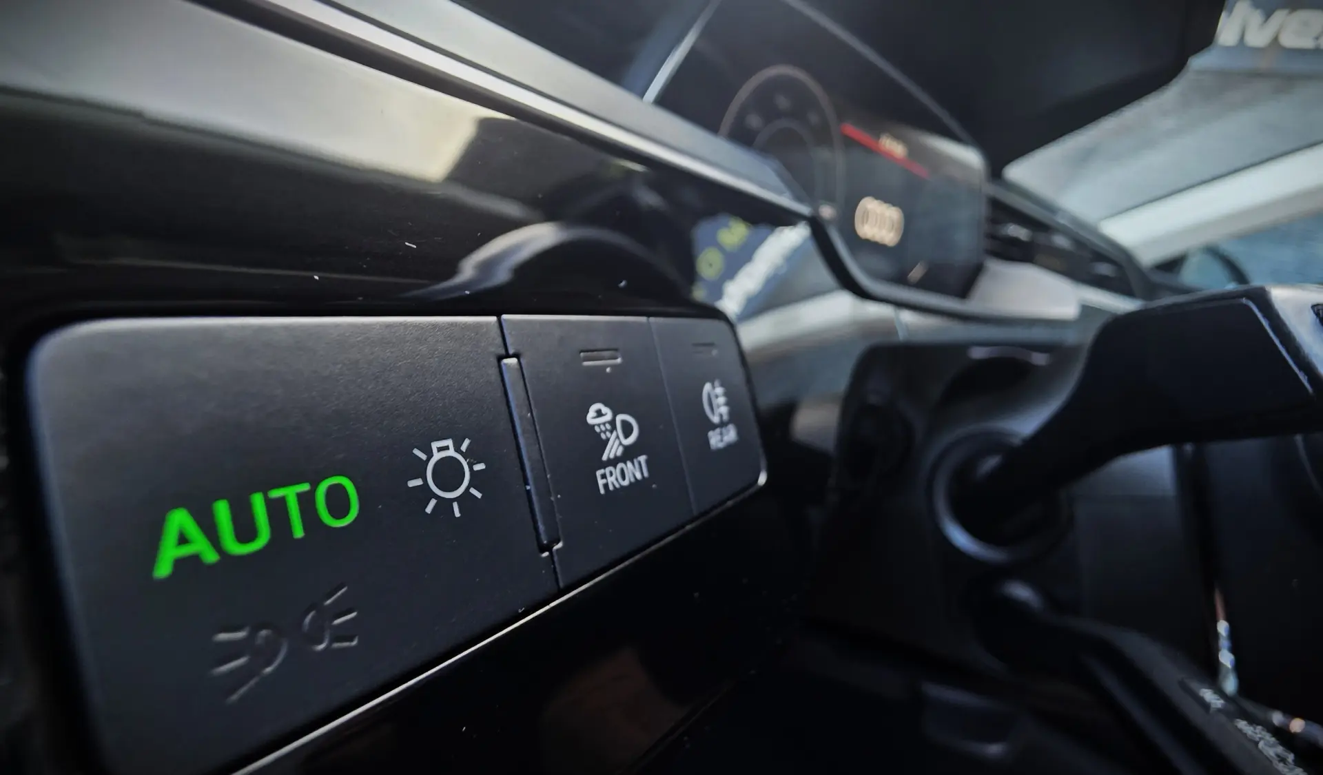 Audi e-tron 55 quattro S line 38