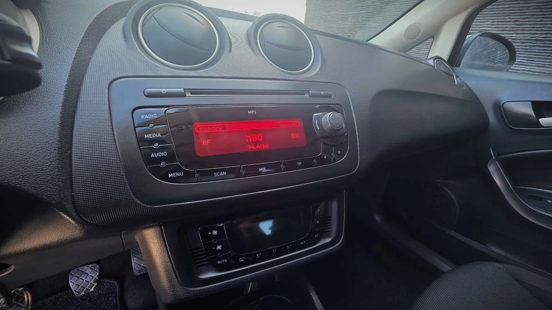 SEAT Ibiza 1.6 TDI 25 Anos DPF 13