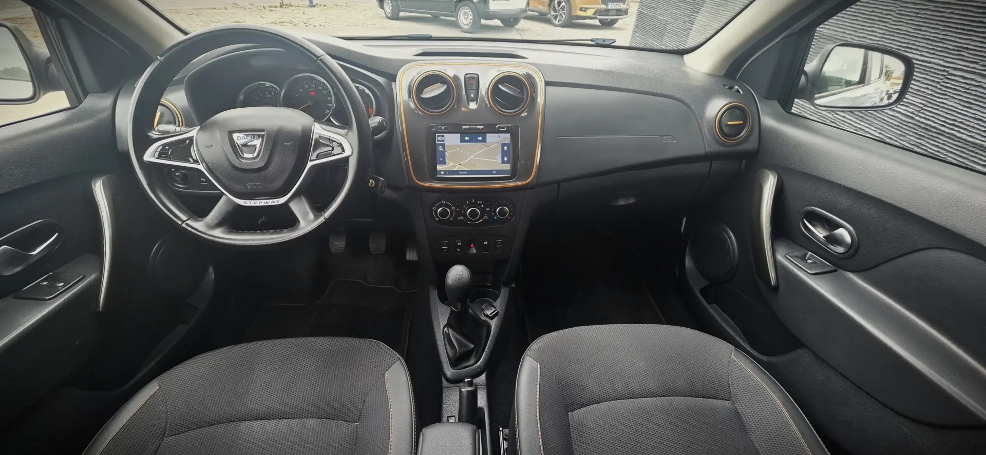 Dacia Sandero 0.9 TCe SL Explorer 11
