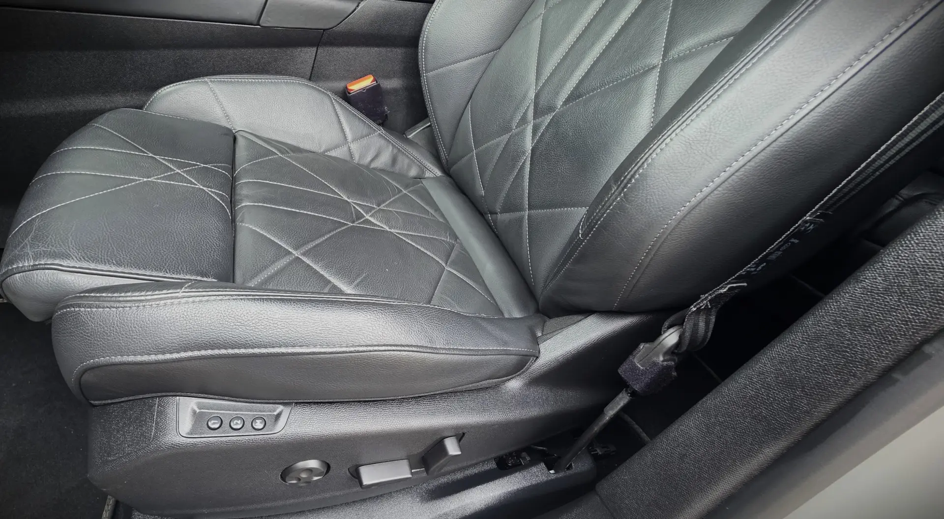 DS DS7 Crossback E-Tense SE Ligne Noire EAT8 21