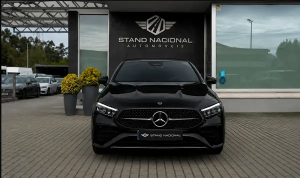 Mercedes-Benz A 250 e AMG Line 2