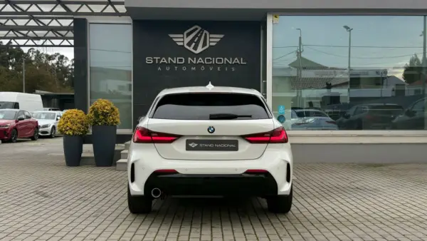 BMW 116 d Pack Desportivo M Auto 6