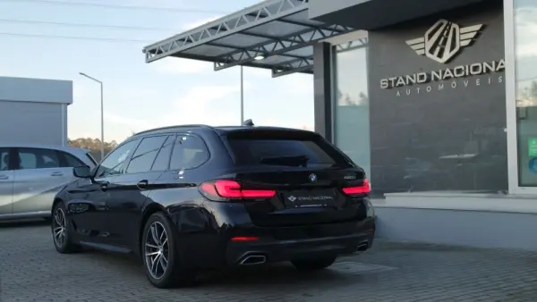 BMW 520 d Pack Desportivo M Auto 8
