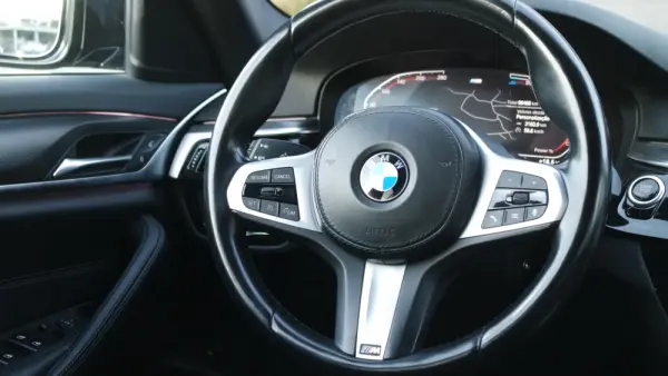 BMW 520 d Pack Desportivo M Auto 15