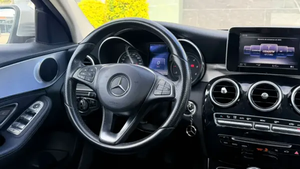 Mercedes-Benz C 180 BlueTEC Avantgarde 15
